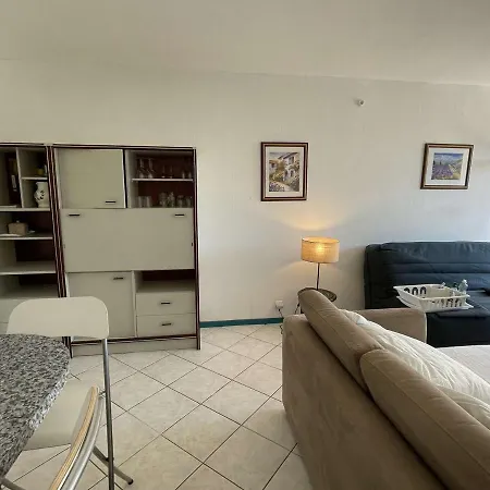 Apartmán Climatise Avec Terrasse, Piscine & Parking, Proche Et Port - - Fr-1-250-232 *